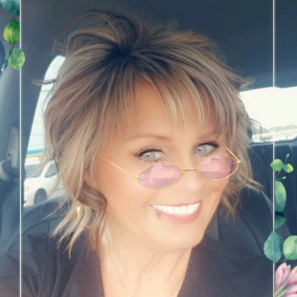 Meet your Posher, Sunny